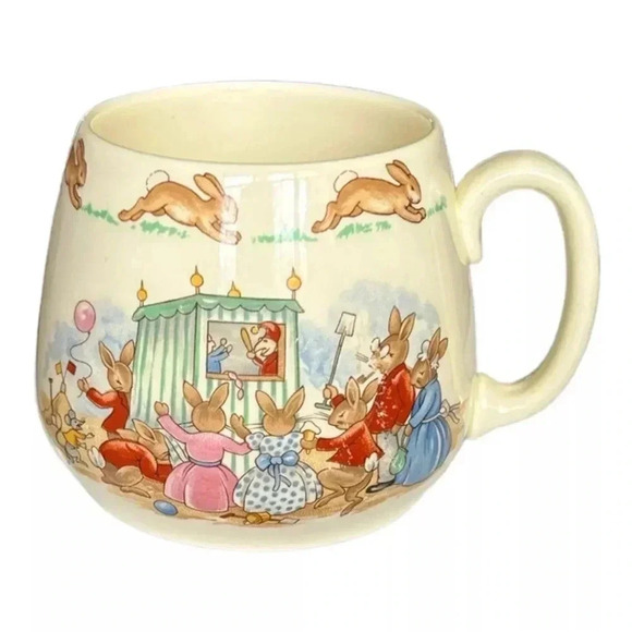 BUNNYKINS "Punch & Judy" Single Handle 3" Cup Mug Royal Doulton (Albion Shape) - Picture 1 of 6